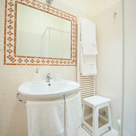 Li Curti 3* سكورانو