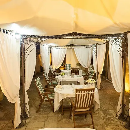 Li Curti 3* سكورانو