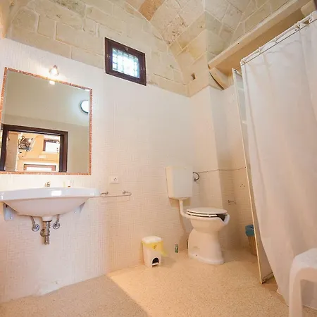 Li Curti فندق مبيت وإفطار سكورانو