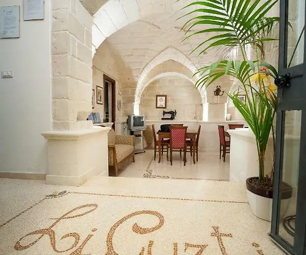 Li Curti Scorrano (Apulia)