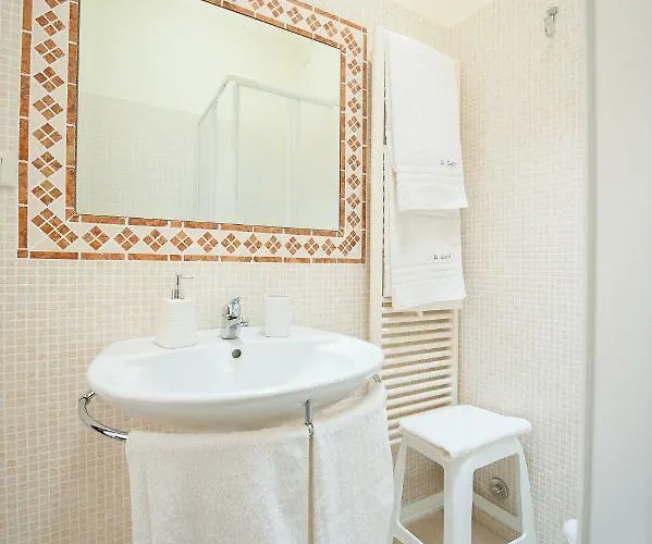 Li Curti 3* Scorrano (Apulia)