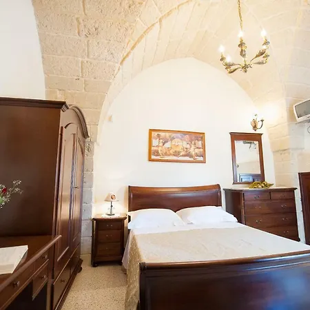 Li Curti Bed & Breakfast